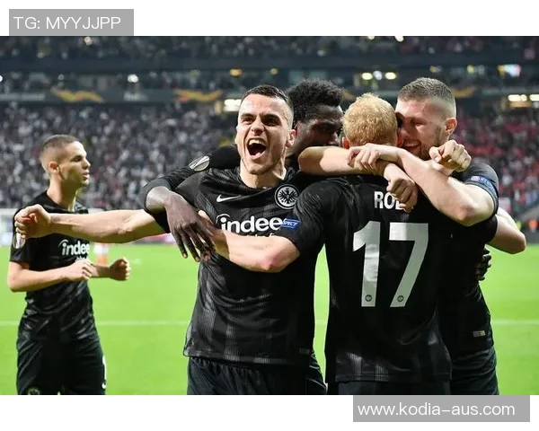 德甲焦点战法兰克福迎战沃尔夫斯堡双方争夺三分的激烈对决