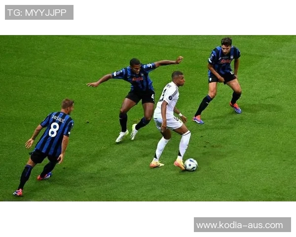 欧冠小组赛最后一轮塞浦路斯黑马迎战法甲劲旅帕福斯全力以赴